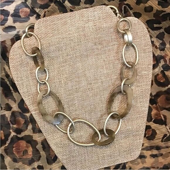 Jones New York (JNY) Gold & Tortoise Chunky Oval Link Chain Necklace. EUC! - Picture 1 of 4